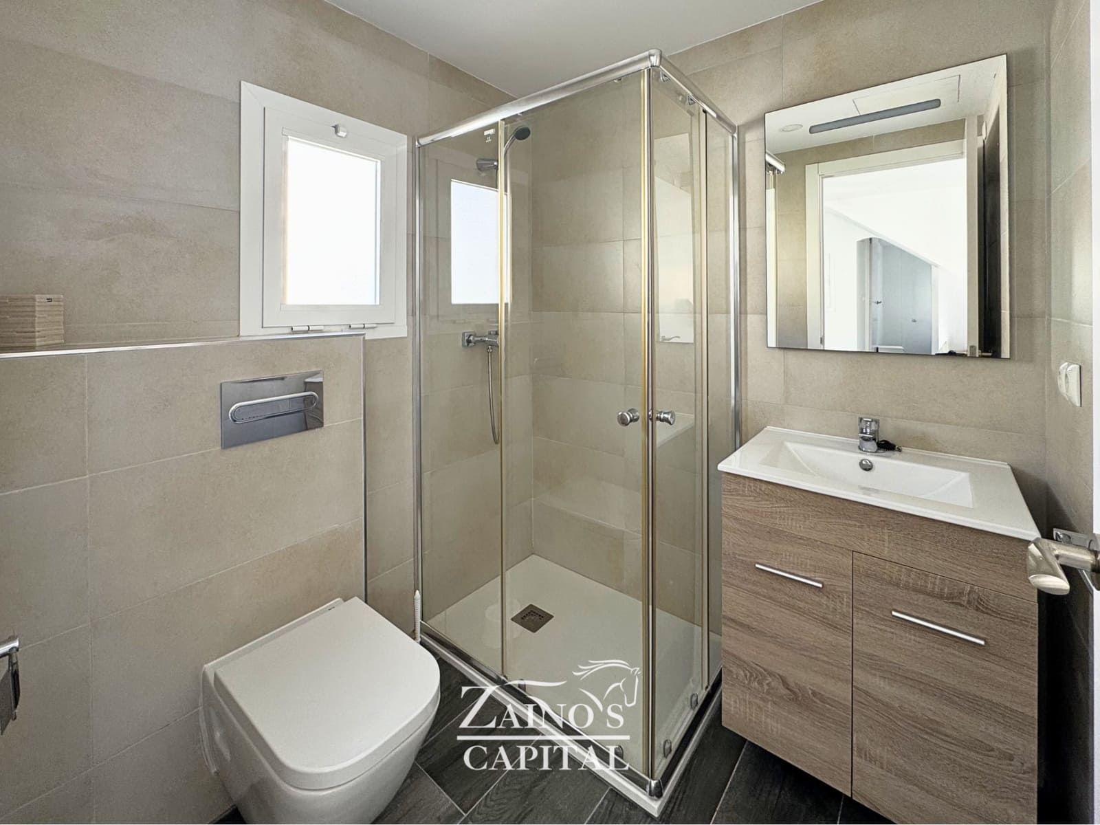 Pareado de 6 habitaciones en Calvià en venta con garaje - 770.000 € (Ref: 9889709)