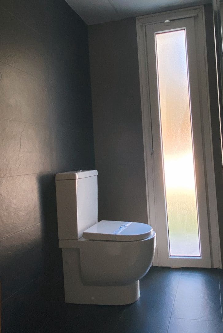 3 sypialnia Willa na sprzedaż w Ojen z basenem garażem - 1 490 000 € (Ref: 9311171)