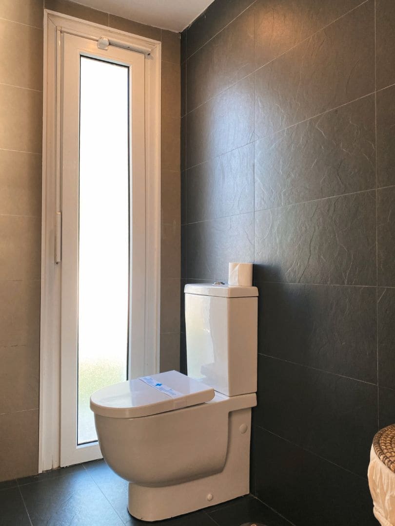 3 sypialnia Willa na sprzedaż w Ojen z basenem garażem - 1 490 000 € (Ref: 9311171)