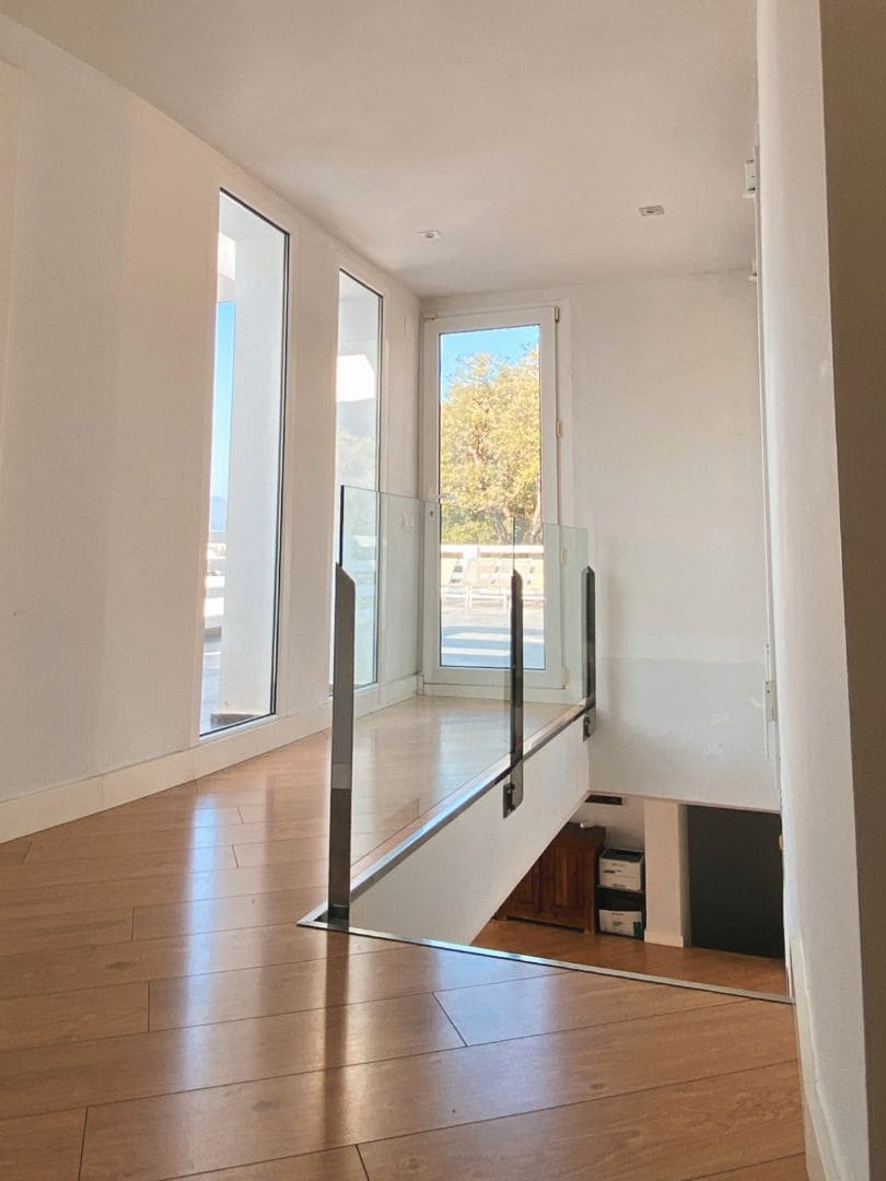 3 sypialnia Willa na sprzedaż w Ojen z basenem garażem - 1 490 000 € (Ref: 9311171)