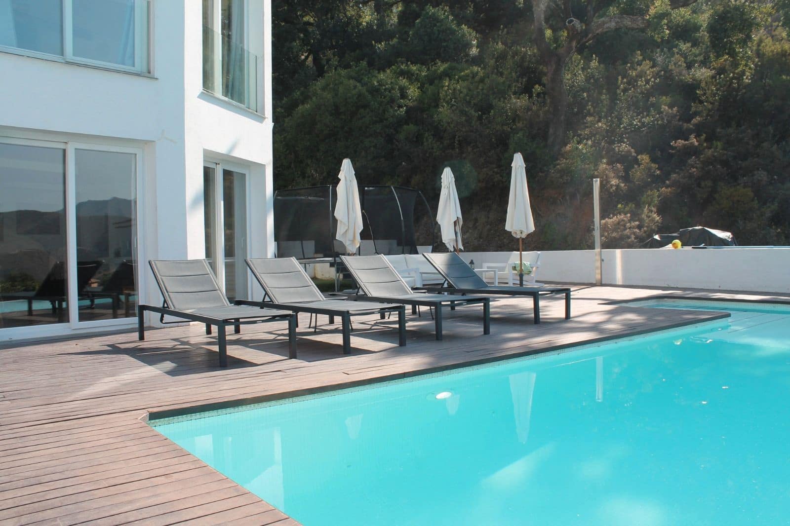 3 sypialnia Willa na sprzedaż w Ojen z basenem garażem - 1 490 000 € (Ref: 9311171)