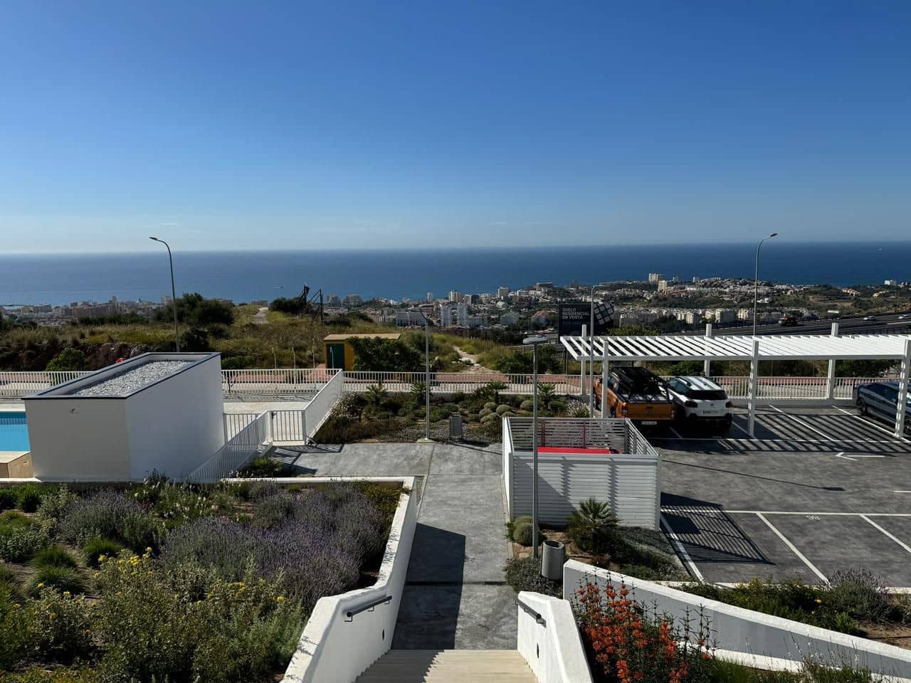 3 bedroom Apartment for rent in Benalmadena with pool garage - € 2,400 (Ref: 9311172)