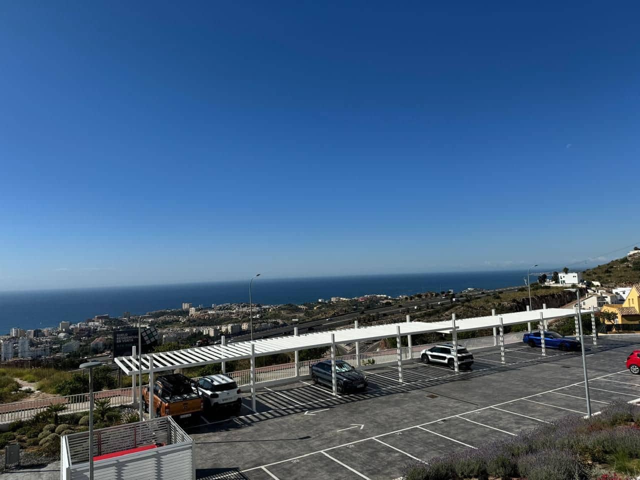 3 bedroom Apartment for rent in Benalmadena with pool garage - € 2,400 (Ref: 9311172)