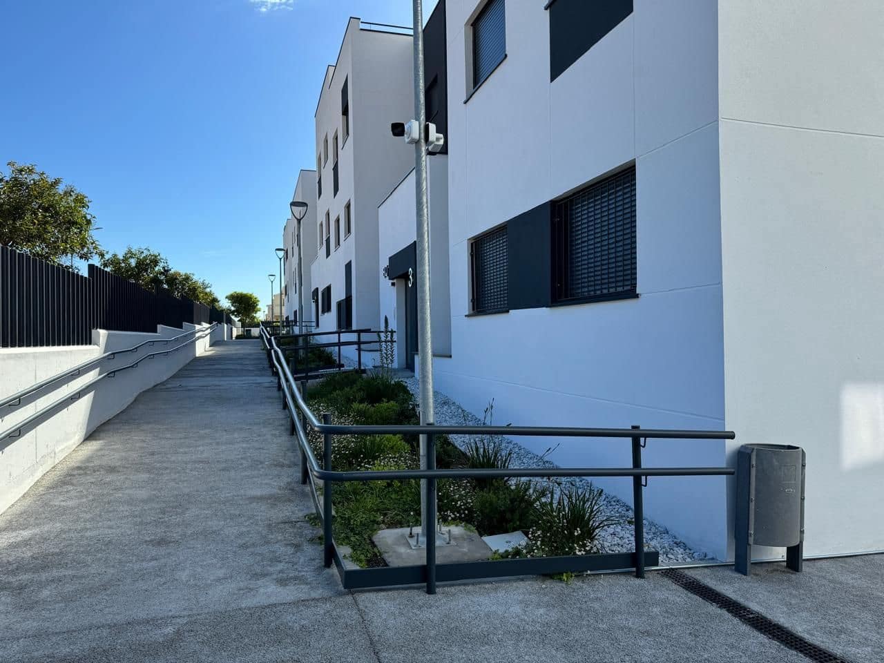 3 bedroom Apartment for rent in Benalmadena with pool garage - € 2,400 (Ref: 9311172)