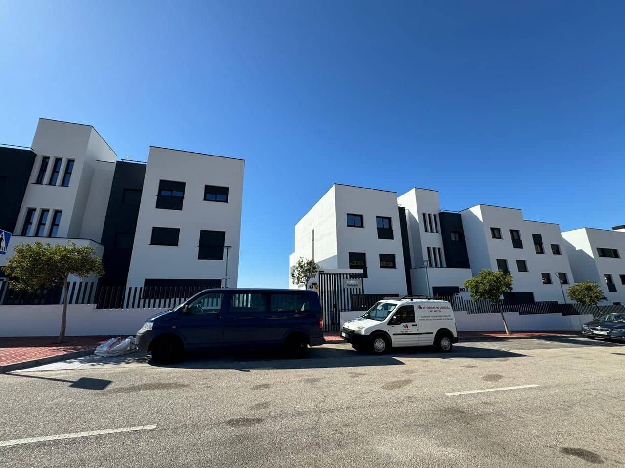 3 bedroom Apartment for rent in Benalmadena with pool garage - € 2,400 (Ref: 9311172)