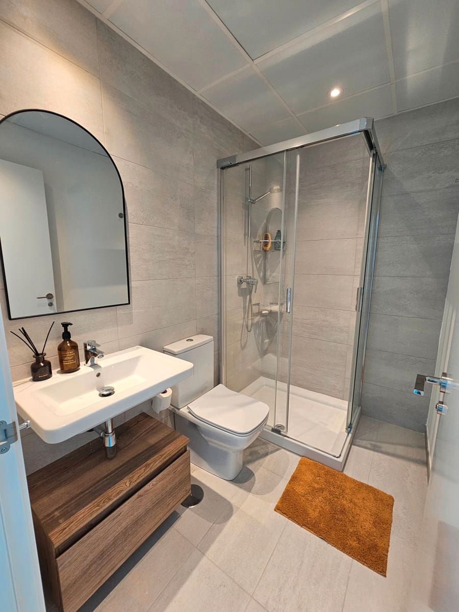 3 bedroom Apartment for rent in Benalmadena with pool garage - € 2,400 (Ref: 9311172)