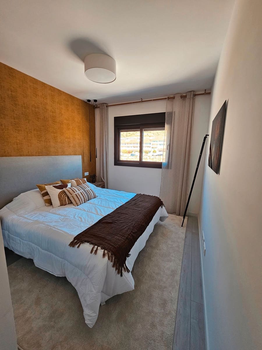 3 bedroom Apartment for rent in Benalmadena with pool garage - € 2,400 (Ref: 9311172)