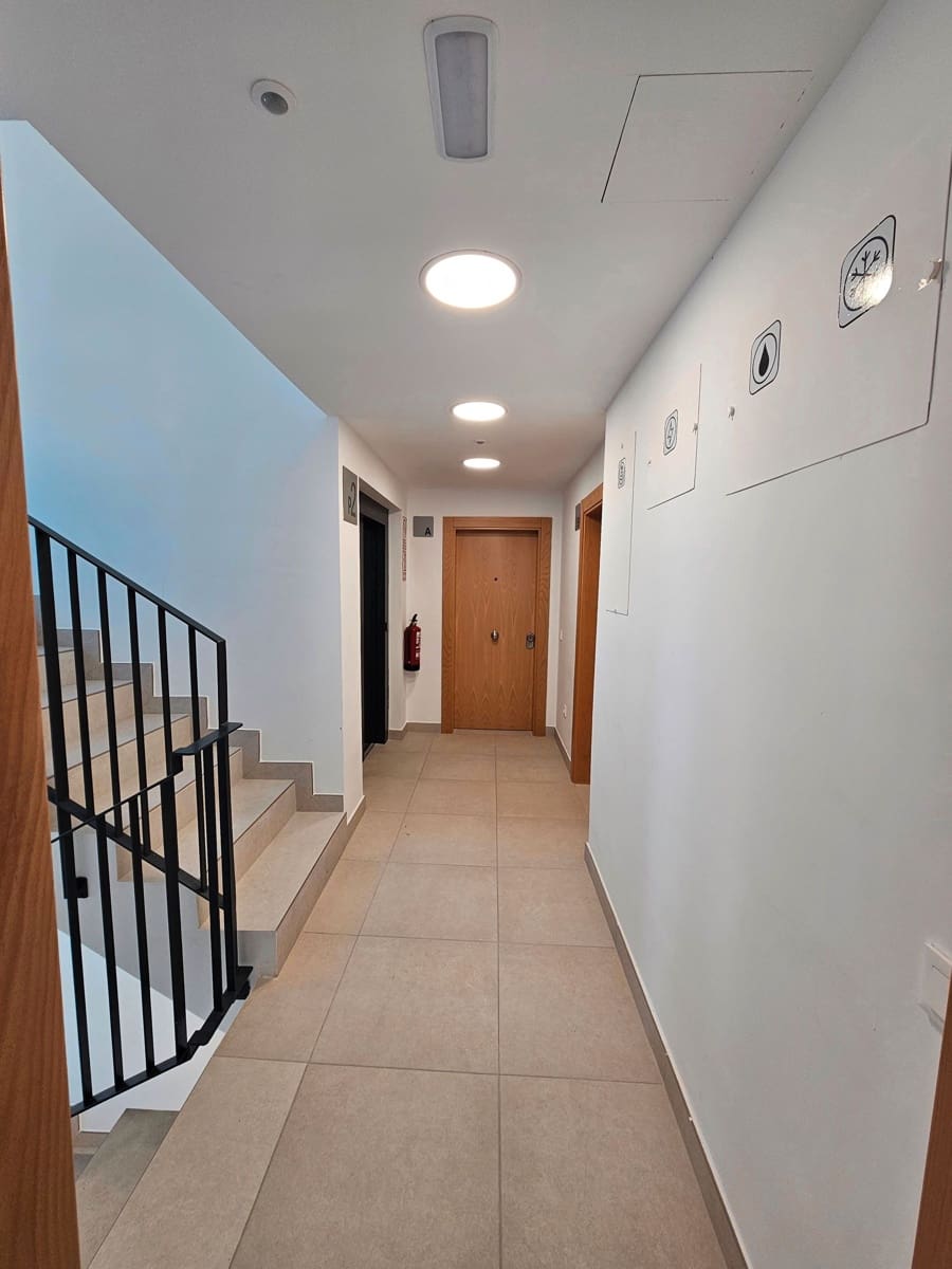 3 bedroom Apartment for rent in Benalmadena with pool garage - € 2,400 (Ref: 9311172)