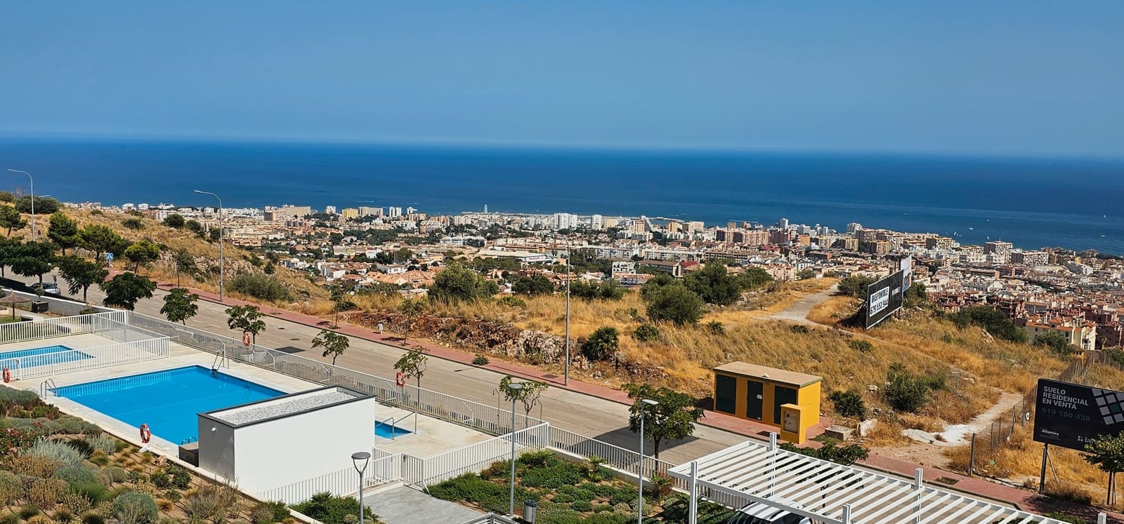 3 bedroom Apartment for rent in Benalmadena with pool garage - € 2,400 (Ref: 9311172)