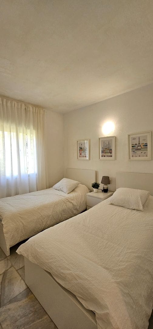 2 soveværelse Lejlighed til leje i Mijas med swimmingpool - € 1.600 (Ref: 9311175)