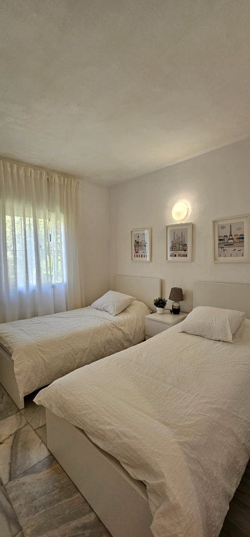 2 soveværelse Lejlighed til leje i Mijas med swimmingpool - € 1.600 (Ref: 9311175)