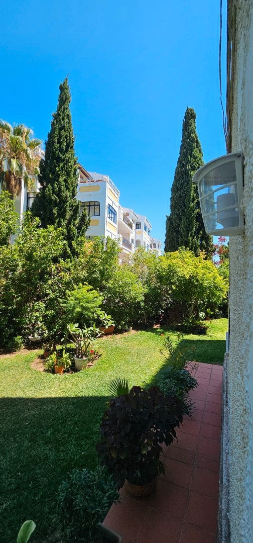 2 soveværelse Lejlighed til leje i Mijas med swimmingpool - € 1.600 (Ref: 9311175)