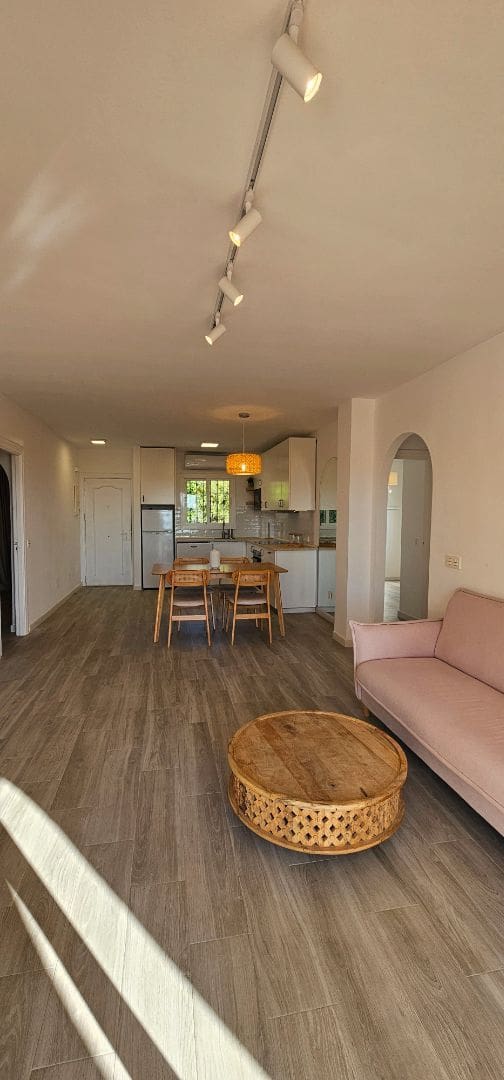 3 slaapkamer Strandappartement te koop in Mijas met zwembad - € 450.000 (Ref: 9311176)