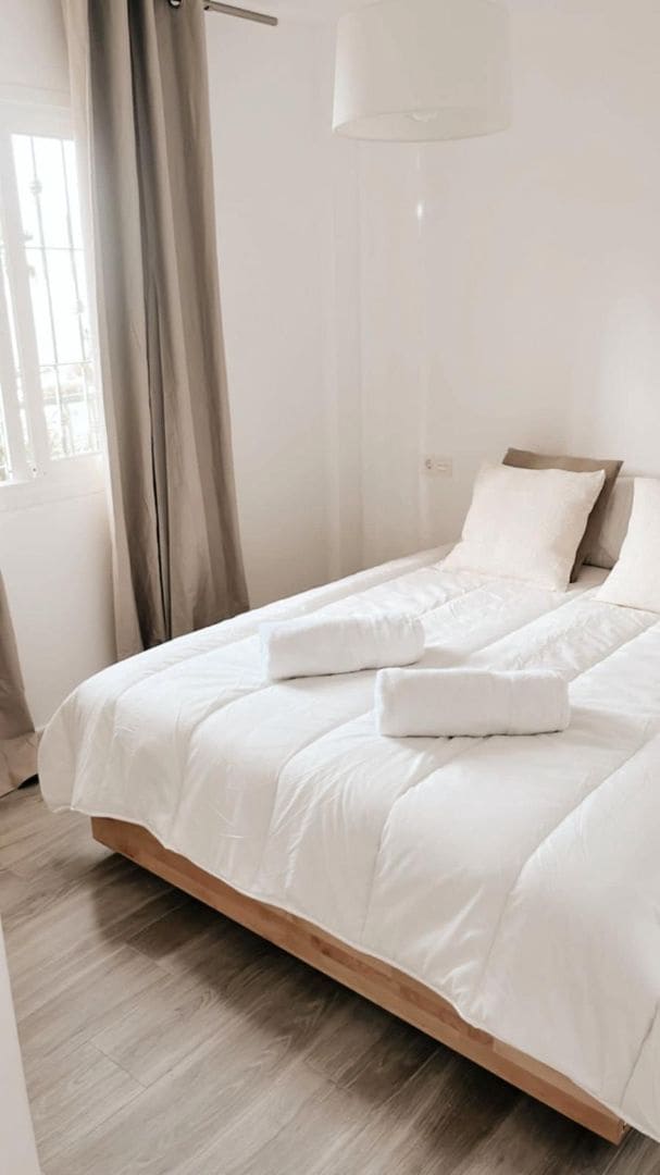 3 slaapkamer Strandappartement te koop in Mijas met zwembad - € 450.000 (Ref: 9311176)