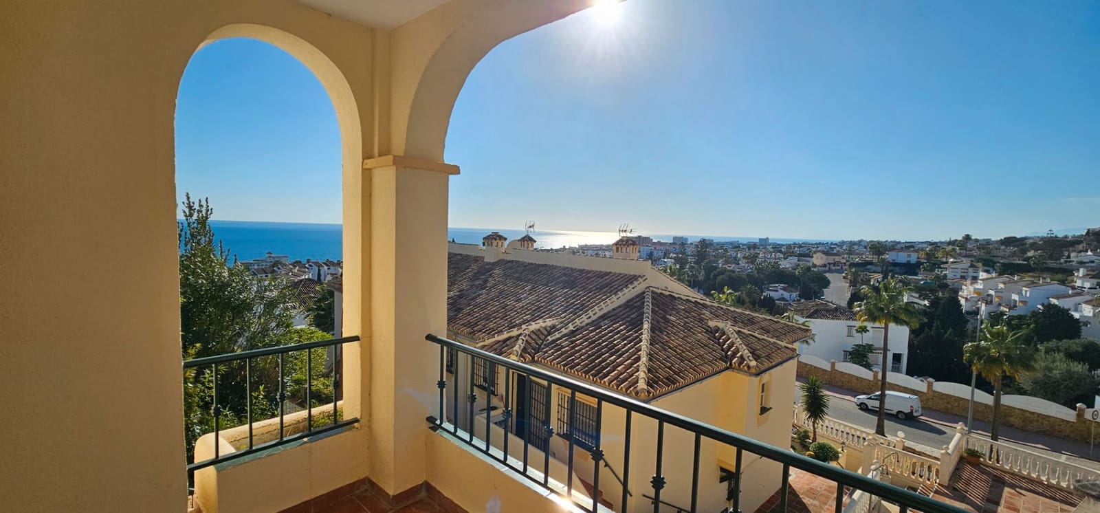 3 slaapkamer Strandappartement te koop in Mijas met zwembad - € 450.000 (Ref: 9311176)