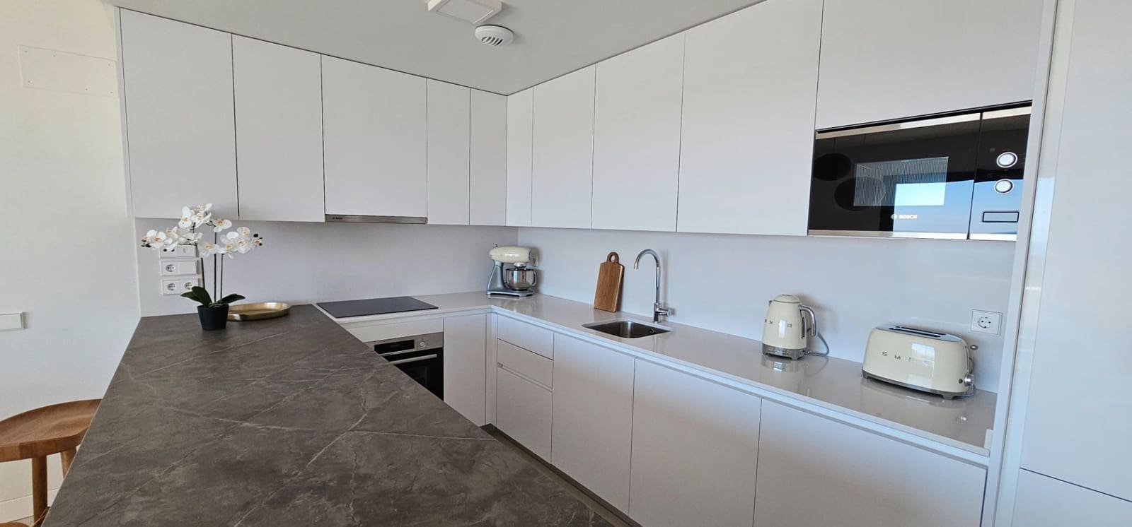 2 soverom Leilighet til salgs i Mijas med svømmebasseng garasje - € 545 000 (Ref: 9311177)