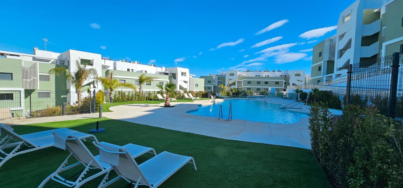 2 soverom Leilighet til salgs i Mijas med svømmebasseng garasje - € 545 000 (Ref: 9311177)