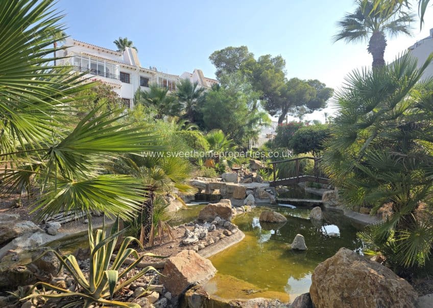 2 soveværelse Lejlighed til salg i Villamartin med swimmingpool - € 199.000 (Ref: 10007735)