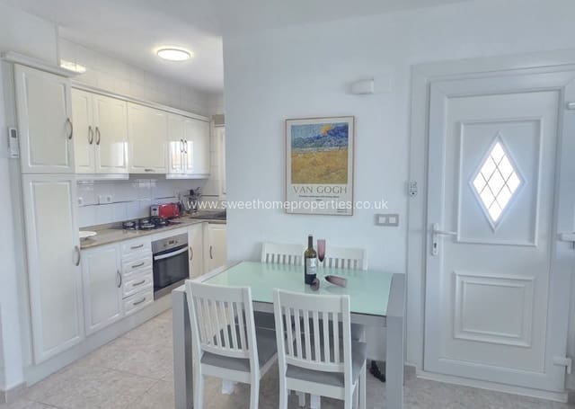 2 soveværelse Lejlighed til salg i Villamartin, Orihuela med swimmingpool - € 199.000 (Ref: 10007735)