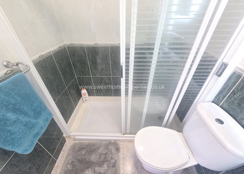 2 soveværelse Lejlighed til salg i Villamartin med swimmingpool - € 199.000 (Ref: 10007735)