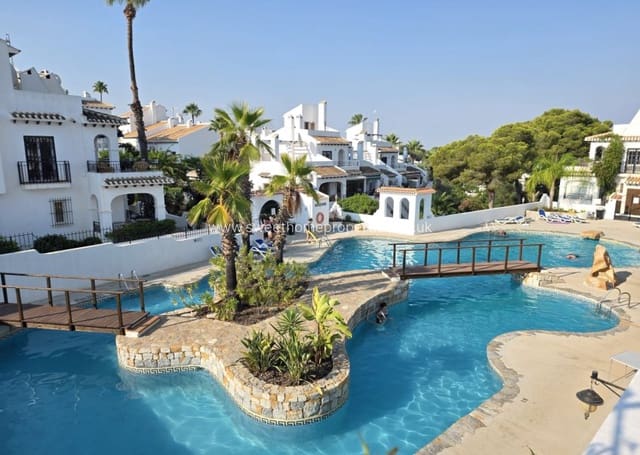 2 soveværelse Lejlighed til salg i Villamartin, Orihuela med swimmingpool - € 199.000 (Ref: 10007735)