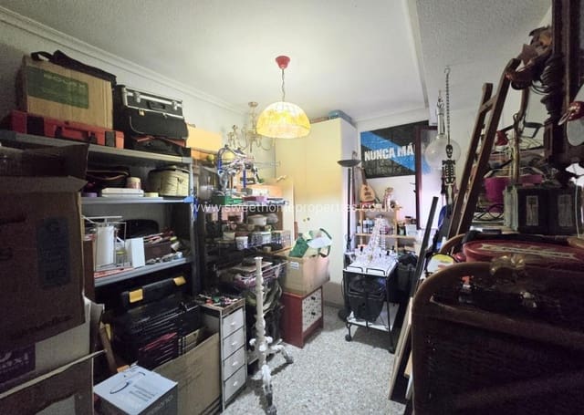3 soveværelse Lejlighed til salg i Carolinas Altas, Alicante by - € 145.000 (Ref: 10016756)