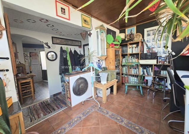 3 soveværelse Lejlighed til salg i Carolinas Altas, Alicante by - € 145.000 (Ref: 10016756)