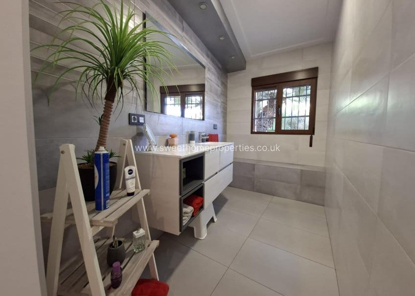 4 slaapkamer Finca/Landhuis te koop in Hondon de las Nieves met zwembad garage - € 708.000 (Ref: 10029726)