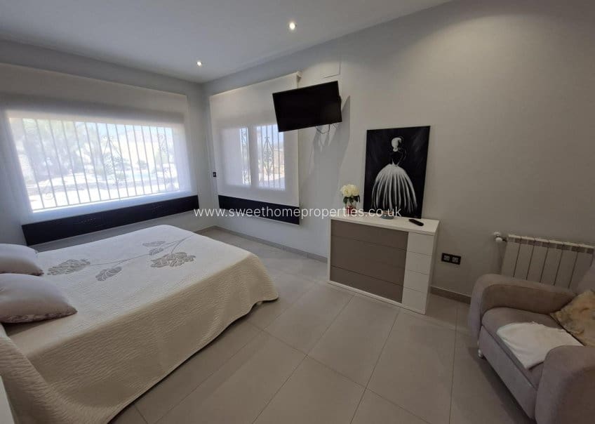 4 slaapkamer Finca/Landhuis te koop in Hondon de las Nieves met zwembad garage - € 708.000 (Ref: 10029726)