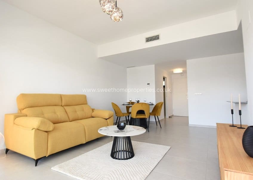 2 soveværelse Lejlighed til salg i Villamartin med swimmingpool garage - € 287.000 (Ref: 10029727)