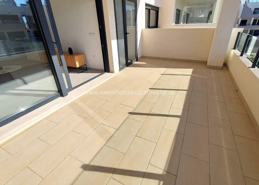 2 soveværelse Lejlighed til salg i Villamartin med swimmingpool garage - € 287.000 (Ref: 10029727)