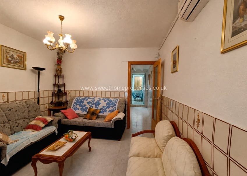 4 slaapkamer Huis te koop in Hondon de los Frailes met garage - € 140.000 (Ref: 10029728)