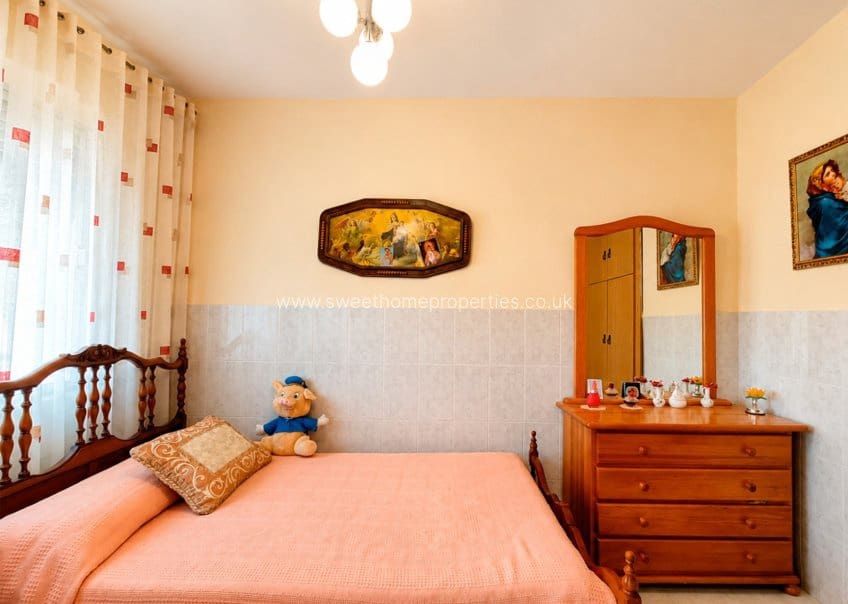 4 slaapkamer Huis te koop in Hondon de los Frailes met garage - € 140.000 (Ref: 10029728)