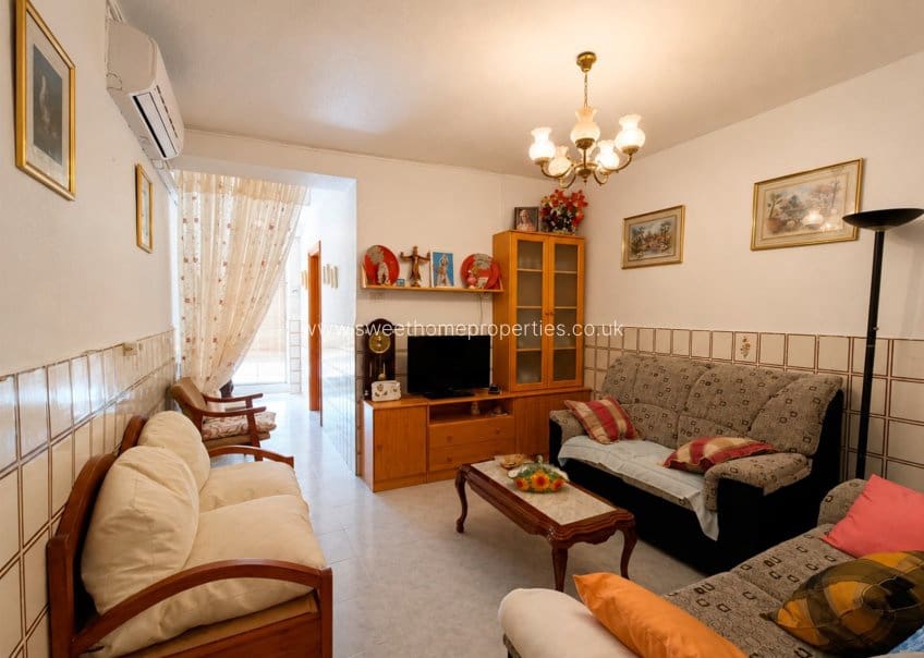 4 slaapkamer Huis te koop in Hondon de los Frailes met garage - € 140.000 (Ref: 10029728)