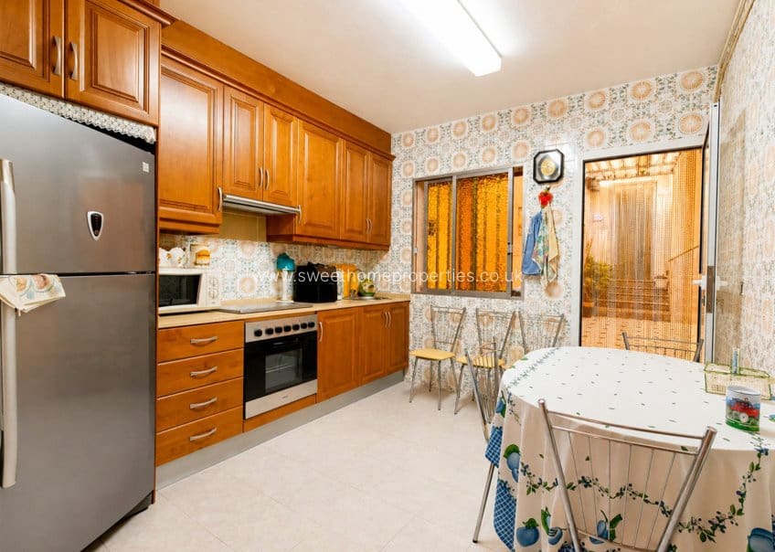 4 slaapkamer Huis te koop in Hondon de los Frailes met garage - € 140.000 (Ref: 10029728)