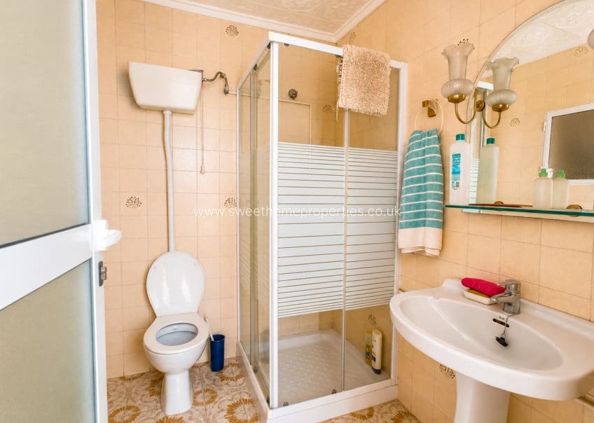 4 slaapkamer Huis te koop in Hondon de los Frailes met garage - € 140.000 (Ref: 10029728)