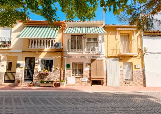 4 slaapkamer Huis te koop in Hondón de los Frailes met garage - € 140.000 (Ref: 10029728)