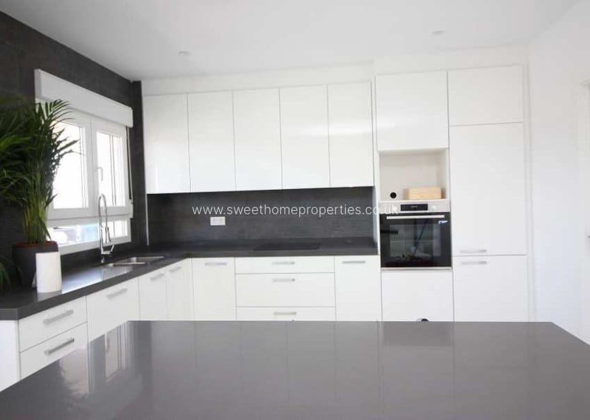 5 slaapkamer Finca/Landhuis te koop in Pinoso met zwembad garage - € 547.000 (Ref: 10030981)
