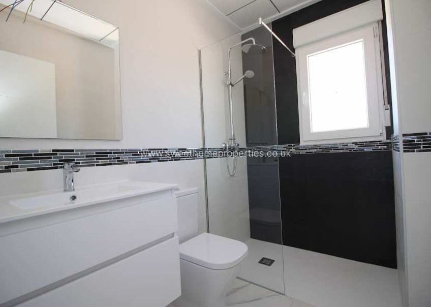 5 slaapkamer Finca/Landhuis te koop in Pinoso met zwembad garage - € 547.000 (Ref: 10030981)