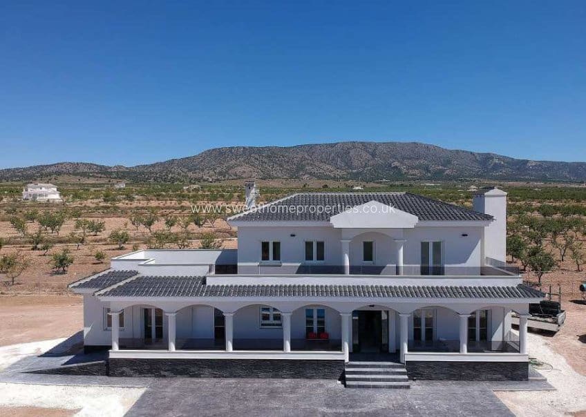 5 slaapkamer Finca/Landhuis te koop in Pinoso met zwembad garage - € 547.000 (Ref: 10030981)