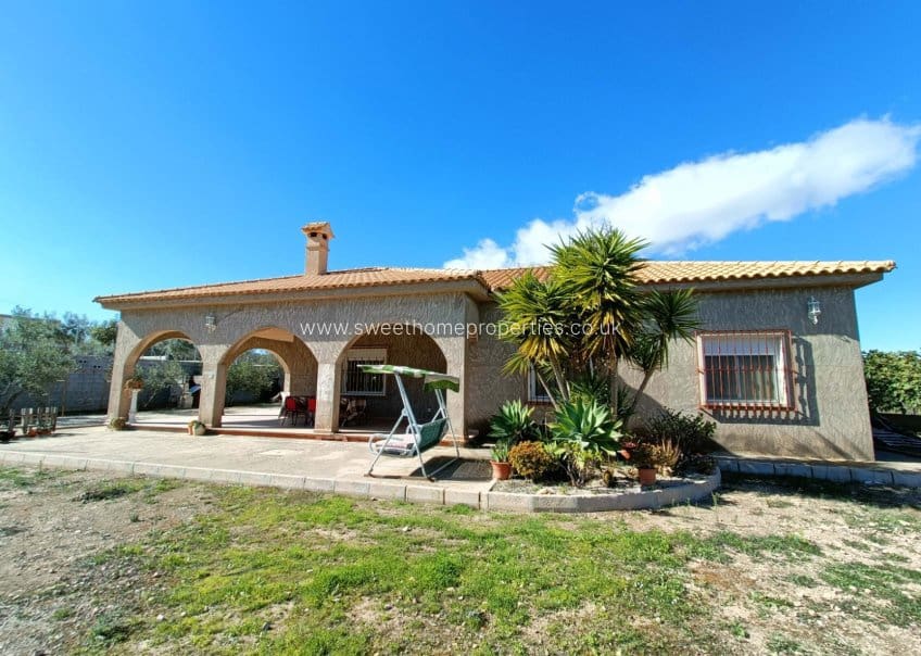 4 bedroom Finca/Country House for sale in Hondon de los Frailes with garage - € 245,000 (Ref: 10057582)