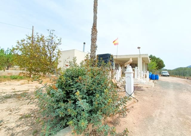 Finca/Casa Rural de 4 habitaciones en Hondón de los Frailes en venta con piscina - 180.000 € (Ref: 10057583)