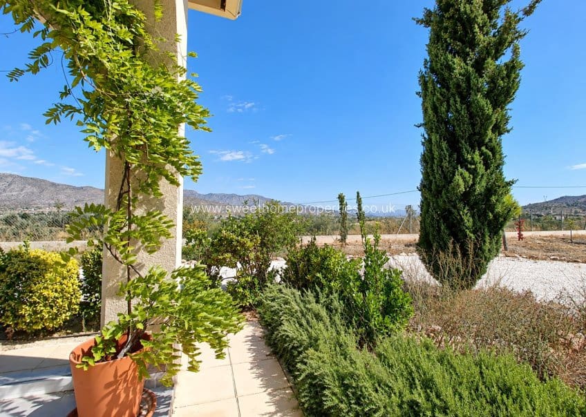 3 soveværelse Finca/Landehus til salg i Hondon de los Frailes med swimmingpool garage - € 360.000 (Ref: 10059834)