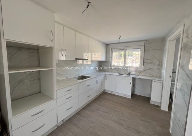 3 bedroom Finca/Country House for sale in Jumilla with pool garage - € 387,000 (Ref: 10064889)