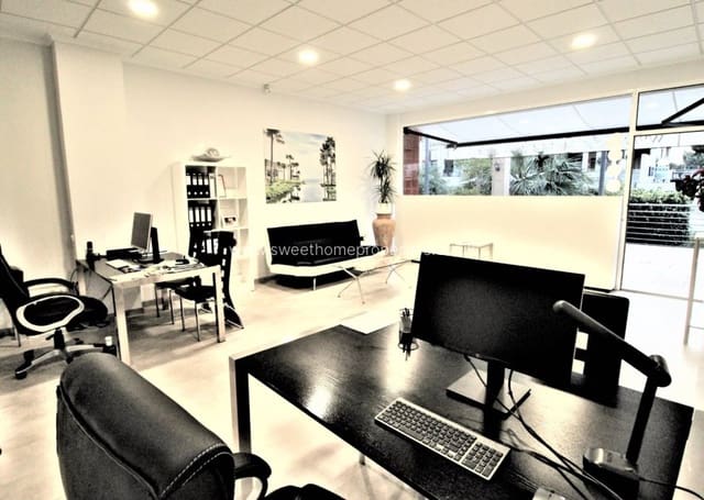 Erhverv til salg i Villamartin, Orihuela - € 179.999 (Ref: 10076811)