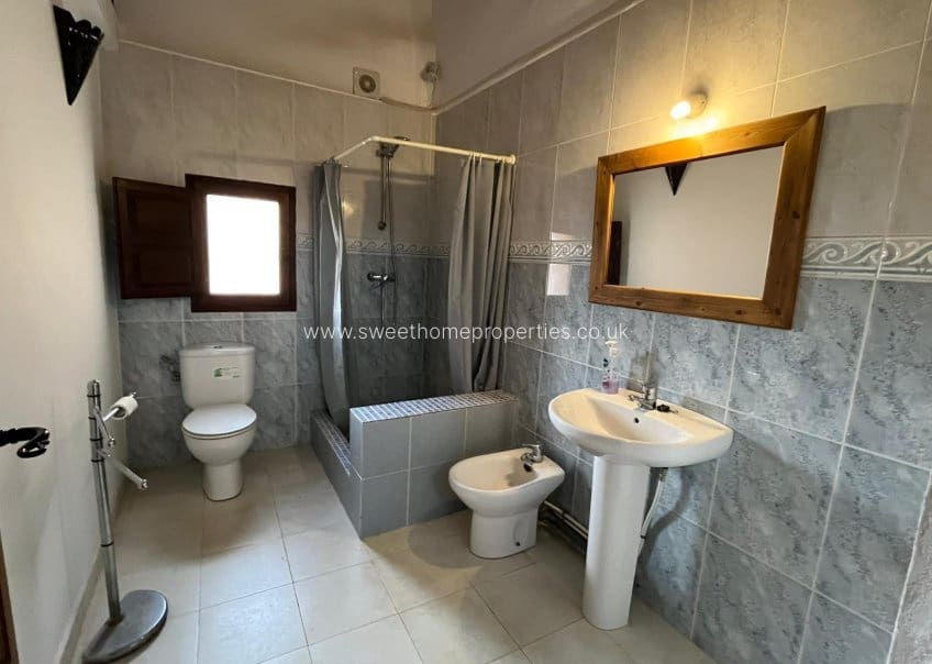 5 quarto Quinta/Casa Rural para venda em Pinoso com piscina garagem - 299 995 € (Ref: 10077227)