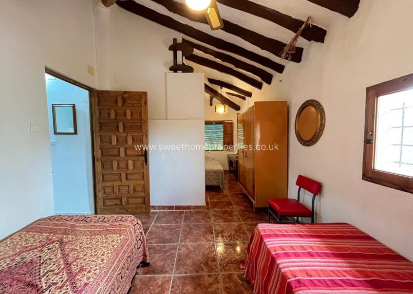 5 quarto Quinta/Casa Rural para venda em Pinoso com piscina garagem - 299 995 € (Ref: 10077227)