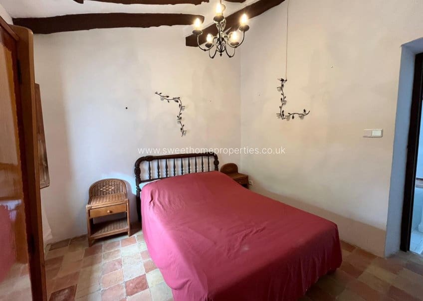 5 quarto Quinta/Casa Rural para venda em Pinoso com piscina garagem - 299 995 € (Ref: 10077227)