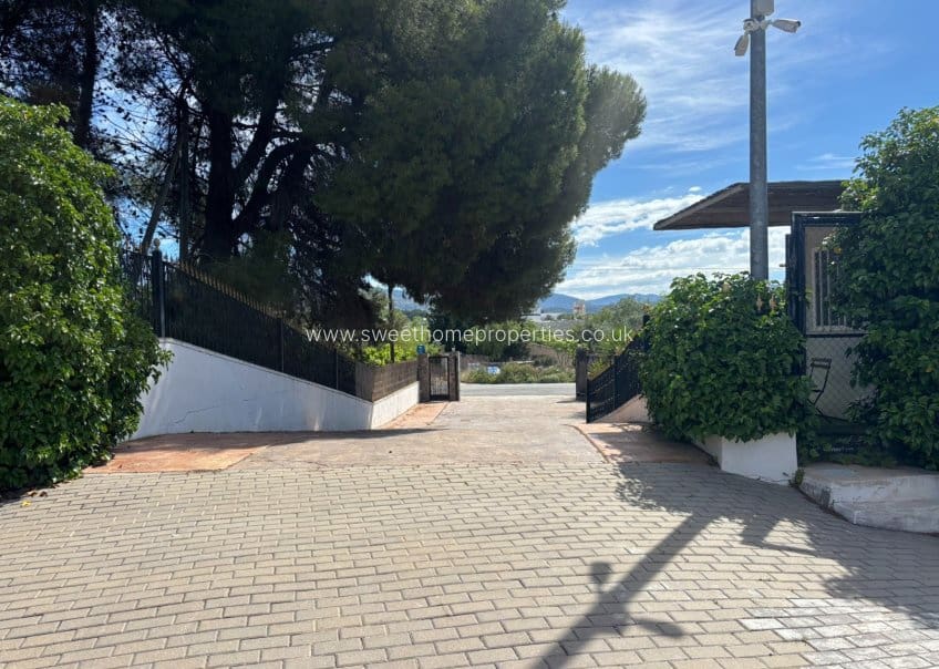 8 chambre Finca/Maison de Campagne à vendre à Sax avec piscine garage - 575 000 € (Ref: 10080047)