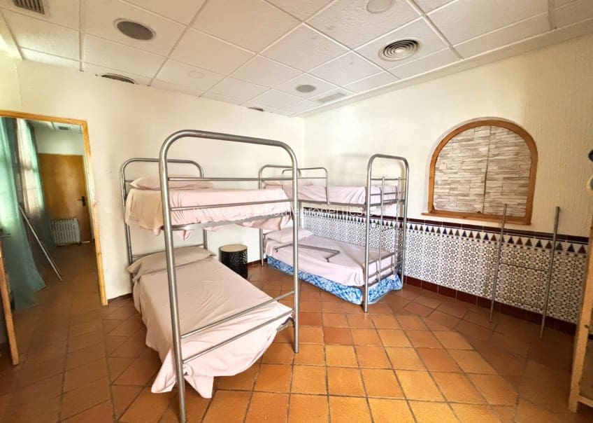 8 chambre Finca/Maison de Campagne à vendre à Sax avec piscine garage - 575 000 € (Ref: 10080047)